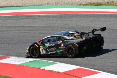 Scarperia, 7 Temmuz 2023: DL Racing takımından Lamborghini Huracan Supertrofeo Bontempelli Lorenzo ve 