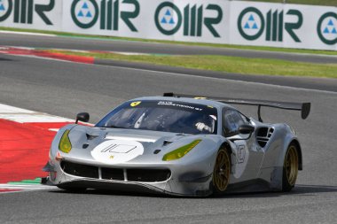 Scarperia - İtalya, 28 Ekim 2023: Ferrari 488 GT3, Ferrari Dünya Finalleri sırasında İtalya 'da.