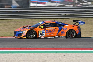 Scarperia, 29 Eylül 2023: Nova Race takımından Honda Nsx Gnos Axel ve Greco Matteo tarafından Mugello Pisti 'nde İtalya Şampiyonası antrenmanında kullanıldı. İtalya.