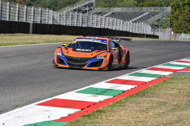 Scarperia, 29 Eylül 2023: Nova Race takımından Honda Nsx Gnos Axel ve Greco Matteo tarafından Mugello Pisti 'nde İtalya Şampiyonası antrenmanında kullanıldı. İtalya.