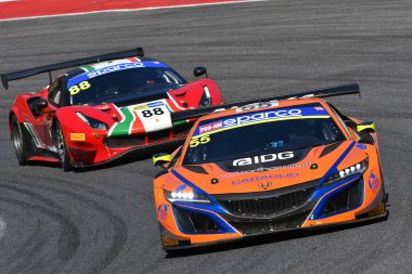 Scarperia, 29 Eylül 2023: Nova Race takımından Honda Nsx Gnos Axel ve Greco Matteo tarafından Mugello Pisti 'nde İtalya Şampiyonası antrenmanında kullanıldı. İtalya.