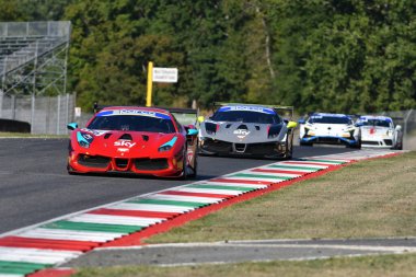 Scarperia, 29 Eylül 2023: Pellin Racing takımının Ferrari 488 'i Haugen Thor tarafından Mugello Pisti' nde İtalya Şampiyonası antrenmanı sırasında kullanıldı. İtalya.