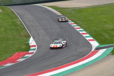Scarperia, 23 Mart 2024 İtalya: Kessel Racing 'den Boem Takımı' ndan Ferrari 296 GT3 Cutrera-Talarico-Frezza-Fumanelli Mugello Pisti 'ndeki Hankook eylemi sırasında.