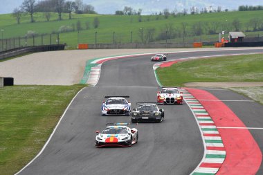 Scarperia, 23 Mart 2024 İtalya: Kessel Racing 'den Boem Takımı' ndan Ferrari 296 GT3 Cutrera-Talarico-Frezza-Fumanelli Mugello Pisti 'ndeki Hankook eylemi sırasında.