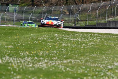 Scarperia, 23 Mart 2024 İtalya: Kessel Racing 'den Boem Takımı' ndan Ferrari 296 GT3 Cutrera-Talarico-Frezza-Fumanelli Mugello Pisti 'ndeki Hankook eylemi sırasında.