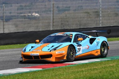 Scarperia, 23 Mart 2024 İtalya: Pellin Yarış Takımı 'ndan Ferrari 488 GT3, Clark-Marcelli-Westphal tarafından Mugello Pisti' nde 12: 00 Hankook sırasında kullanıldı..