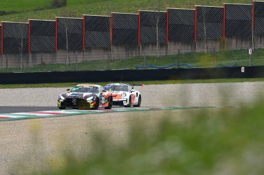 Scarperia, 23 Mart 2024 İtalya: Buggyra ZM Team Racing 'den Mercedes-AMG GT4 Koloc-Vrsecky-Lacko-Jirik, Mugello Circuit' te 12: 00 Hankook sırasında görev başında.