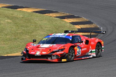 Scarperia, İtalya - 13 Temmuz 2024: AF CORSE takımından Ferrari 296 GT3 Ponzio Riccardo ve Gai Stefano, ACI CSAI Yarış Haftası 2024 Mugello Pisti 'nde.