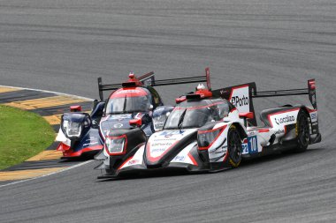 Scarperia, İtalya - 29 Eylül 2024: VECTOR Spor Ekibi 'nden Oreca 07 Gibson CULLEN-RICHELMI-PIlet' in Mugello 'nun 4: 00' ü sırasında faaliyete geçmesi.