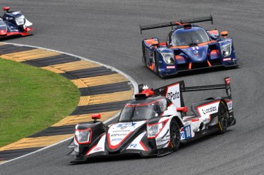 Scarperia, İtalya - 29 Eylül 2024: VECTOR Spor Ekibi 'nden Oreca 07 Gibson CULLEN-RICHELMI-PIlet' in Mugello 'nun 4: 00' ü sırasında faaliyete geçmesi.