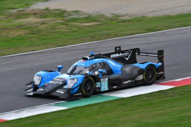 Scarperia, İtalya - 29 Eylül 2024: LENTOUDIS-BRADLEY-QUINN 'in ALGARVE PRO RACING takımından Oreca 07 Gibson Mugello' nun 4h..