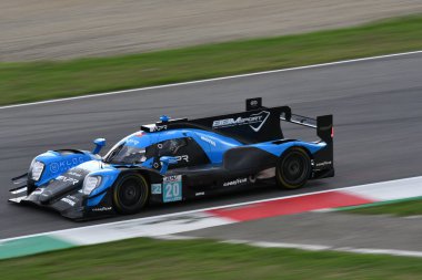 Scarperia, İtalya - 29 Eylül 2024: LENTOUDIS-BRADLEY-QUINN 'in ALGARVE PRO RACING takımından Oreca 07 Gibson Mugello' nun 4h..