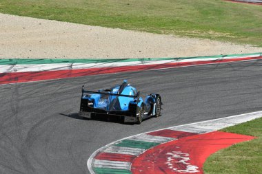 Scarperia, İtalya - 29 Eylül 2024: LENTOUDIS-BRADLEY-QUINN 'in ALGARVE PRO RACING takımından Oreca 07 Gibson Mugello' nun 4h..