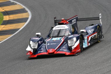 Scarperia, İtalya - 29 Eylül 2024: Birleştirilmiş AUTOSPORTS takımından Oreca 07 Gibson SCHNEIDER-MEYRICK-JARVIS 'in sürüşü Mugello' nun saat 4 'ünde devam ediyor.