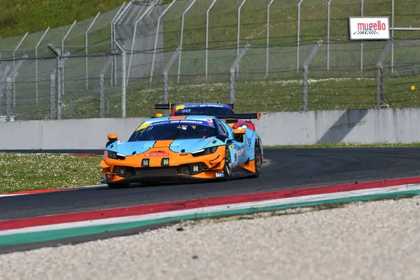 Scarperia, İtalya - 20 Mart 2025: Pellin Yarış Takımı 'ndan Ferrari 296 GT3 Marcelli-Jelmini-Clark tarafından Mugello Pisti' nde 12: 00 Michelin sırasında kullanıldı
