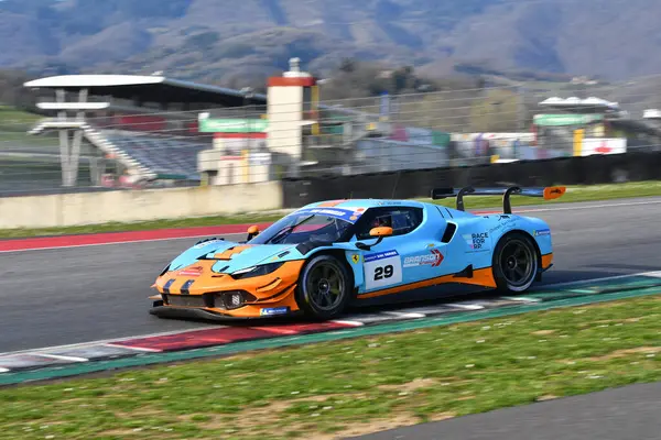 Scarperia, İtalya - 20 Mart 2025: Pellin Yarış Takımı 'ndan Ferrari 296 GT3 Marcelli-Jelmini-Clark tarafından Mugello Pisti' nde 12: 00 Michelin sırasında kullanıldı