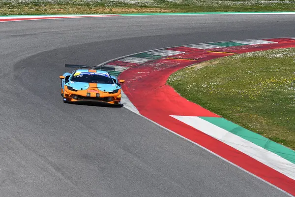 Scarperia, İtalya - 20 Mart 2025: Pellin Yarış Takımı 'ndan Ferrari 296 GT3 Marcelli-Jelmini-Clark tarafından Mugello Pisti' nde 12: 00 Michelin sırasında kullanıldı