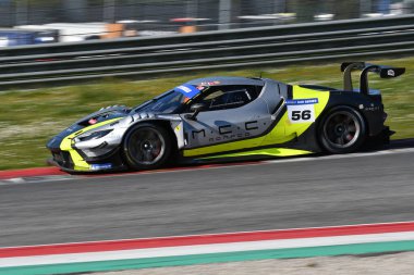 Scarperia, İtalya, 20 Mart 2025: Scuderia Praha takımından Ferrari 296 GT3, Vboh-Krl tarafından Mugello Pisti 'nde 12: 00 Michelin sırasında hareket halinde..