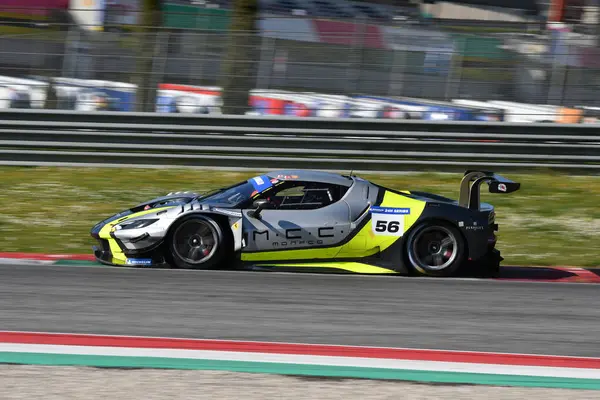 Scarperia, İtalya, 20 Mart 2025: Scuderia Praha takımından Ferrari 296 GT3, Vboh-Krl tarafından Mugello Pisti 'nde 12: 00 Michelin sırasında hareket halinde..