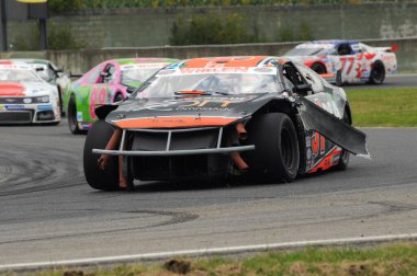 Magione, İtalya - 20 Eylül 2014: NASCAR Whelen Euro Serisi Magione 'deki Autodromo dell' Umbria 'da yarışta.