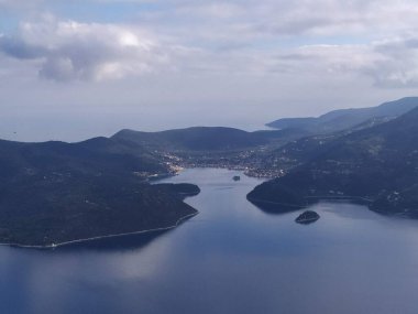 Vathy, Ithaca 'nın panoramik görünümü 