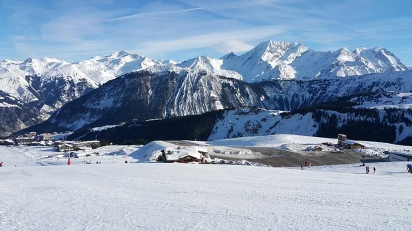 Een Prachtige Dag Skiën Een Geweldig Alpine Landschap Prachtig Uitzicht — Stockfoto