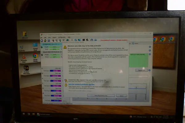 Pencereli bilgisayar monitörü