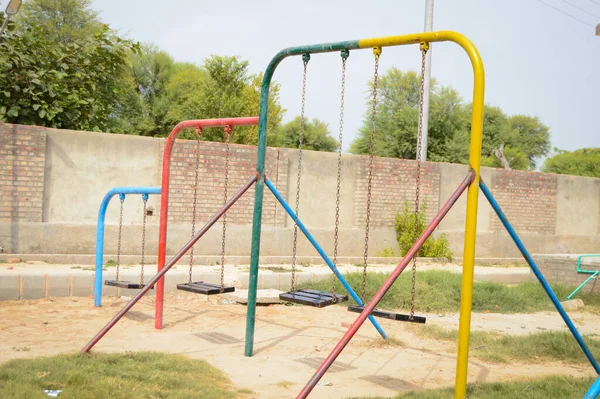 çocuklar için renkli Bahçesi