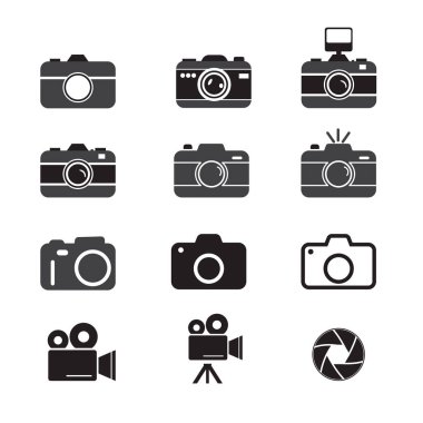 Fotoğraf makinesi simgesi seti. Fotoğraf ekipmanları. Fotoğraf stüdyosu sembolü. Fotoğraf makinesi klipsi koleksiyonu düz stil. vektör illüstrasyonu.