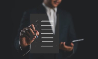 Belge yönetim sistemi, DMS. Değerlendirme formu, anket, kontrol listesi ve dosya yönetimi. İş adamı kontrol listesi ve anket formunu internetten doldurma.