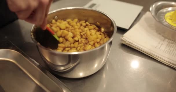 Preparation Apples Filling Confectionery Mixing Diced Apples Saucepan Stirring While — Stock Video
