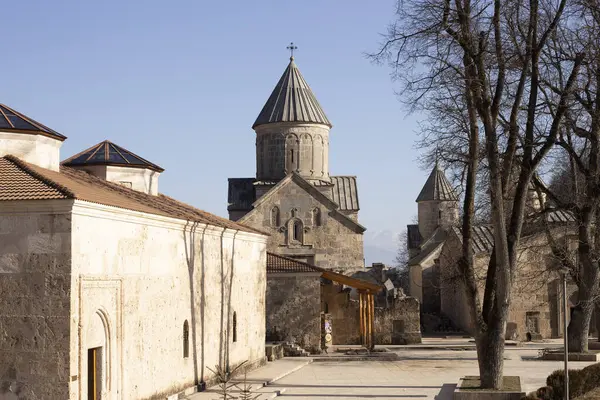  Haghartsin Manastırı - 13. yüzyılın manastır kompleksi