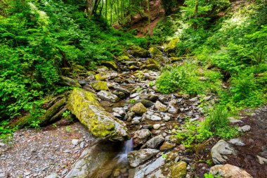 Avusturya 'da Velden am Woerthersee yakınlarındaki Roma Geçidi manzarası