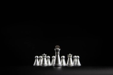 Satranç taşlı satranç tahtası.