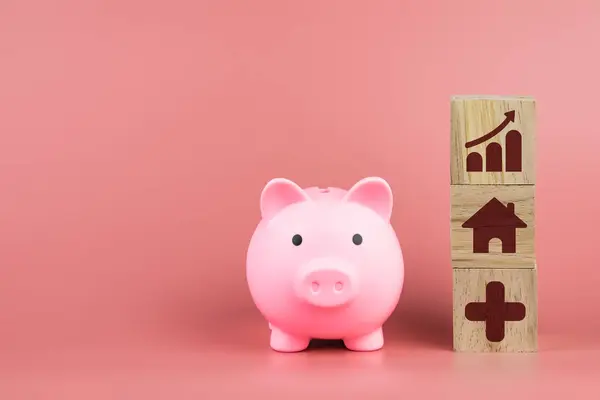 Wooden House Model Piggy Bank — Stock Photo, Image