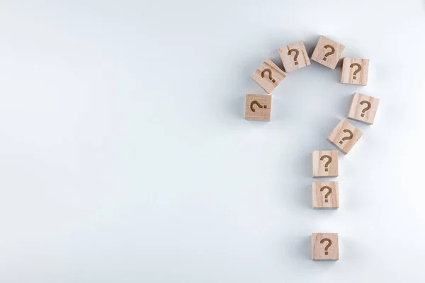 Farklı işaretli soru işaretleri