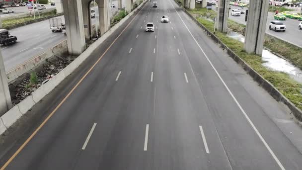 Top Widok Transport Publiczny Ruch Pojazdów Autostradzie Stolicy Tajlandii — Wideo stockowe