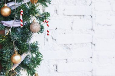 Festivaller için Noel arkaplanı, Mutlu Noeller, Mutlu yıllar, hediye değişimi, yıldönümü, kartpostal tasarımı. kopyalama alanı ile