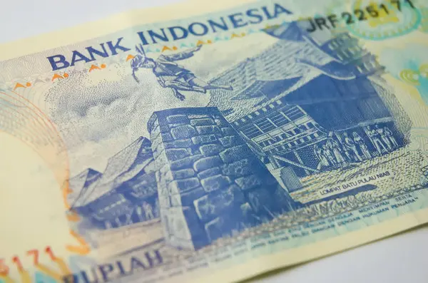 1992 'de Endonezya' da basılan 1000 rupi üzerindeki Nias Adası Kaya Atlayışı 'nın Macro fotoğrafı.