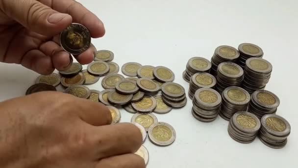 Man Hand Takes Coin Pile Coins Table Coins Denomination 500 — 图库视频影像