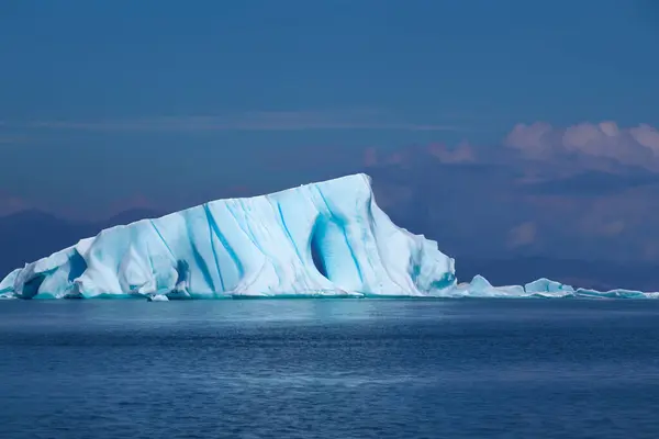 Ice Continent Antarctica Ice Mountains Melt Sea Widely Recognized Its — Stock Photo, Image