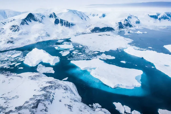 Antarktiszi Táj Jéghegyekkel Jégtáblákkal Grönland — Stock Fotó