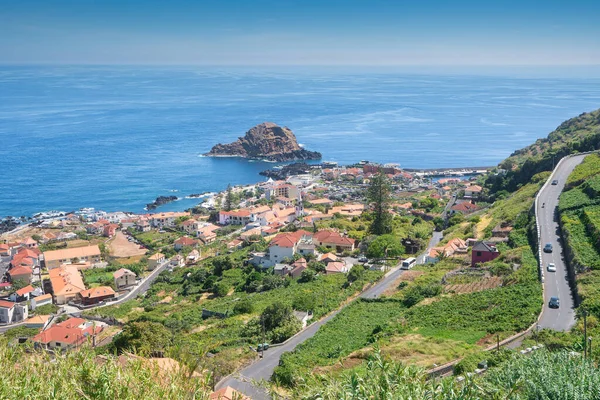 Una Vista Ciudad Portuaria Isla Madeira Hermoso Día Soleado Foto —  Fotos de Stock