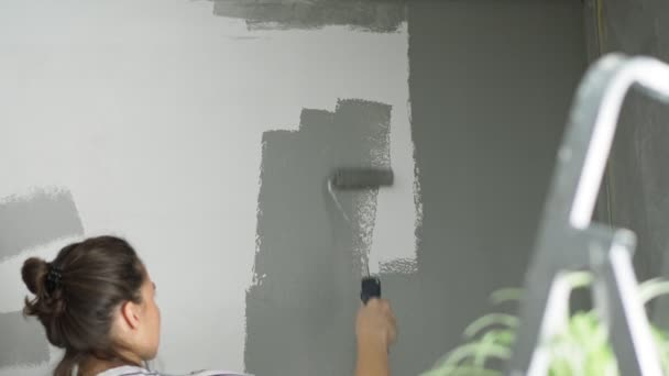 Slow Motion Shot Young Woman Painting Wall Roller — 비디오