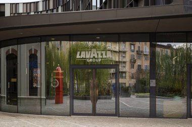 Torino, İtalya, Kasım 04, 2022. Lavazza Müzesi. Torino şehrinde. Dış bina inşa ediliyor. Mimari.