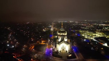 Gecenin drone görüntüsü Aziz Paul