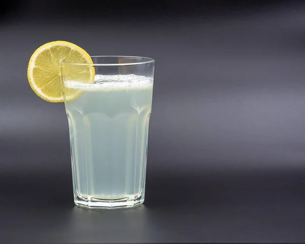Copo Limonada Com Limão Gelo Limão — Fotografia de Stock
