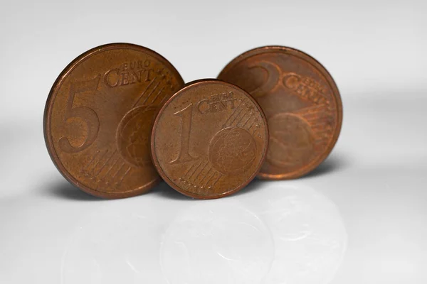 Euromünze Isoliert Auf Weißem Hintergrund — Stockfoto