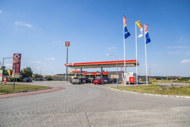 Piotrkow Trybunalski, Polonya - 16 Temmuz 2023: K Benzin İstasyonu.