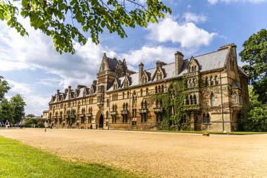 Oxford, İngiltere - 5 Haziran 2024: Christ Church Oxford Üniversitesi, Meadow Building, Birleşik Kingtom.